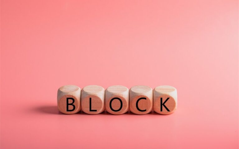 132 Interesting Words That Rhyme with Block